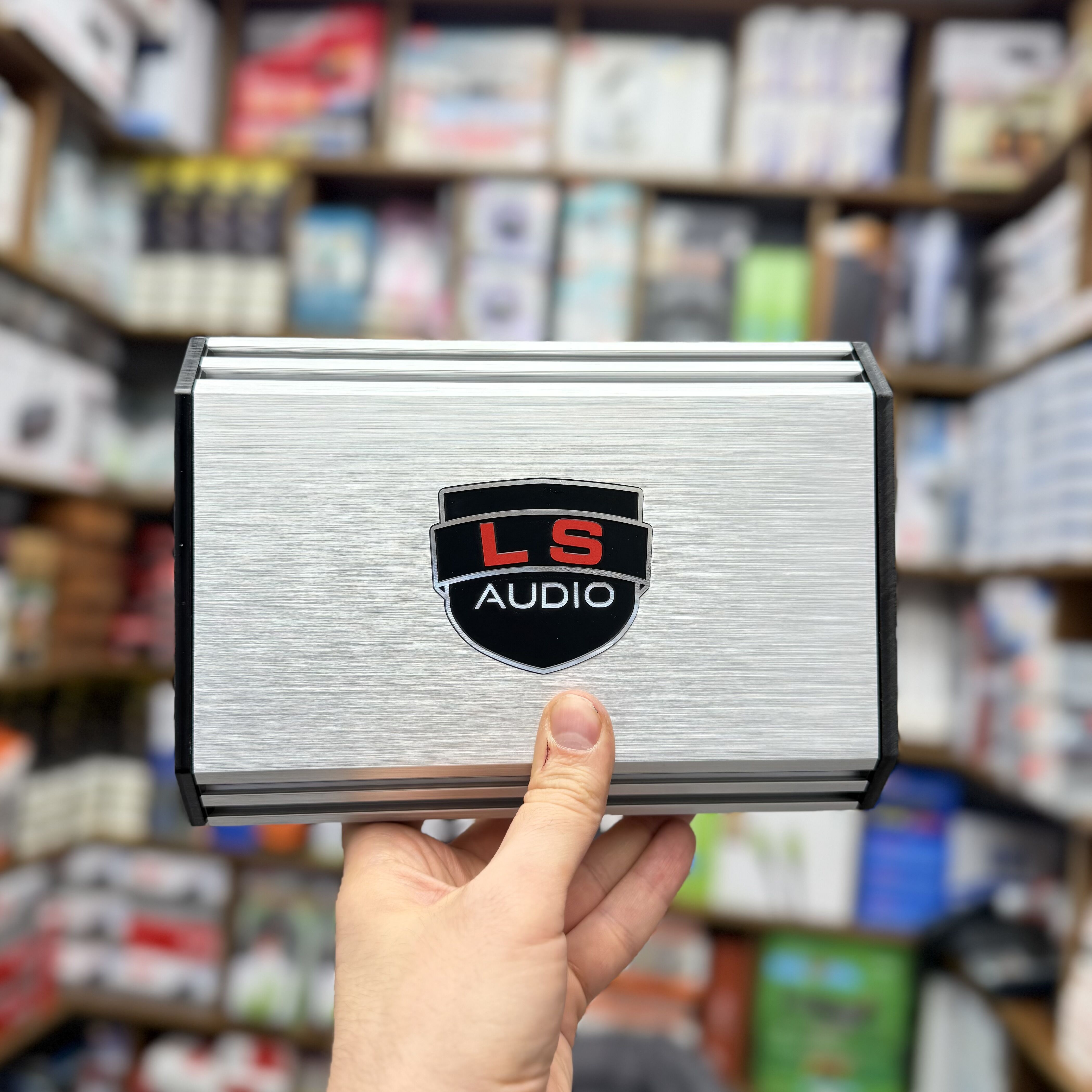 آمپلی فایر LS-4125 PLUS 4 کانال 